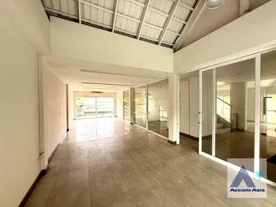 Houses for rent ViMUT Theptarin Rama 4 Hospital : 🔼🔽 AccomA 📩 Home Office 0 BR House in Phra Khanong (AA44653)