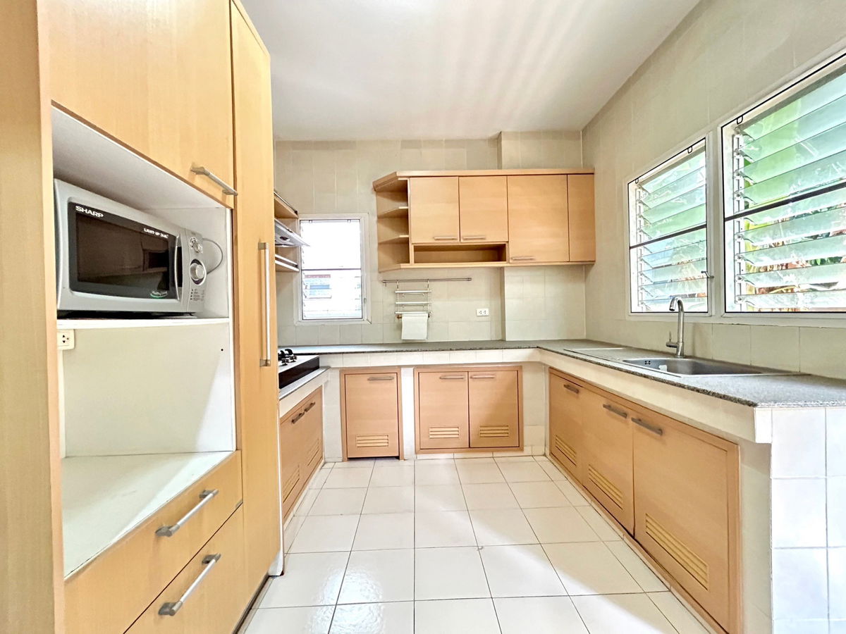 รูป บ้านเดี่ยว เฟอร์ครบ เศรษฐสิริ 3 ห้องนอน 3 ห้องน้ำ 2 ที่จอดรถ ใกล้วงแหวน - รูปที่ 11/25