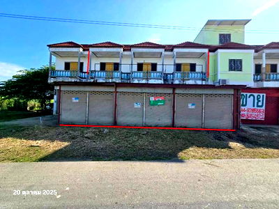 Shophouses for sale Kamphaeng Phet : SHOP HOUSE for sale  Wang Yang Khlong Khlung Kamphaeng Phet