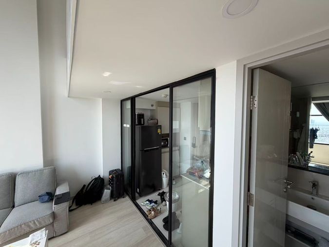 KnightsBridge Prime Sathon 37ตรม คอนโดลอฟท์ ให้เช่าเพียง 21000thb！