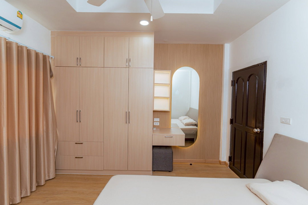 รูป ขายบ้านเดี่ยว 2 ชั้น ห่างถนนหลักสุขุมวิท 400 เมตร ตกแต่งบิ้วท์อินทั้งหลัง พร้อมเข้าอยู่ทันที - รูปที่ 6/24