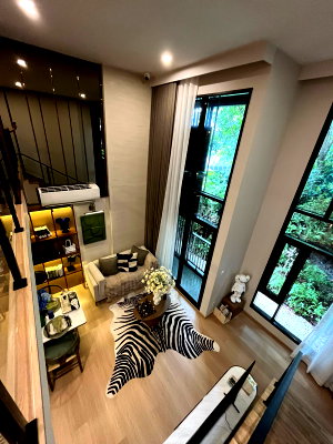 Condos for sale : Ultra-Rare 2BR Penthouse | Maru Chula | 80 SQM Top Floor | High-Demand Zone - U5622147