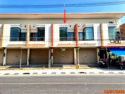 Shophouses for sale Buri Ram : SHOP HOUSE for sale  Nikhom Satuk Buri Ram