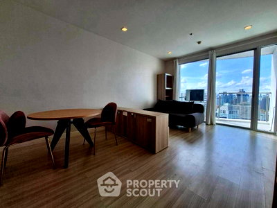คอนโดให้เช่า : คอนโด 1 ห้องนอน 52 ตร.ม. ชั้น 37 ที่ Sky Walk Residences ใกล้ BTS พระโขนง 200 ม. (ID 2366607)