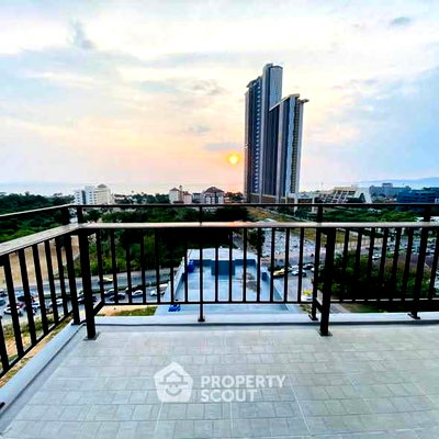 คอนโดให้เช่า : คอนโด 2-ห้องนอน ที่ เดอะ แกรนด์ จอมเทียน พัทยา บีช ใกล้ หาดจอมเทียน (ID 2401063)