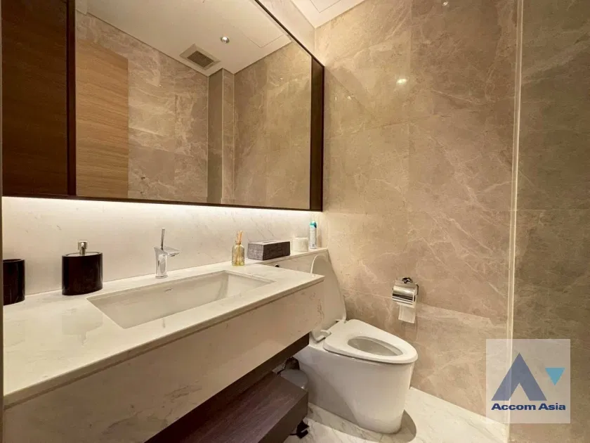 รูป 🔼🔽 AccomA 📩  2 BR Condominium @Sindhorn Residence (AA45451) - รูปที่ 13/15