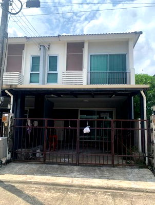 Townhouses for sale Nakhon Sri Thammarat : FOR SALE  TOWNHOUSE PROPERTY  2200000 BAHT.