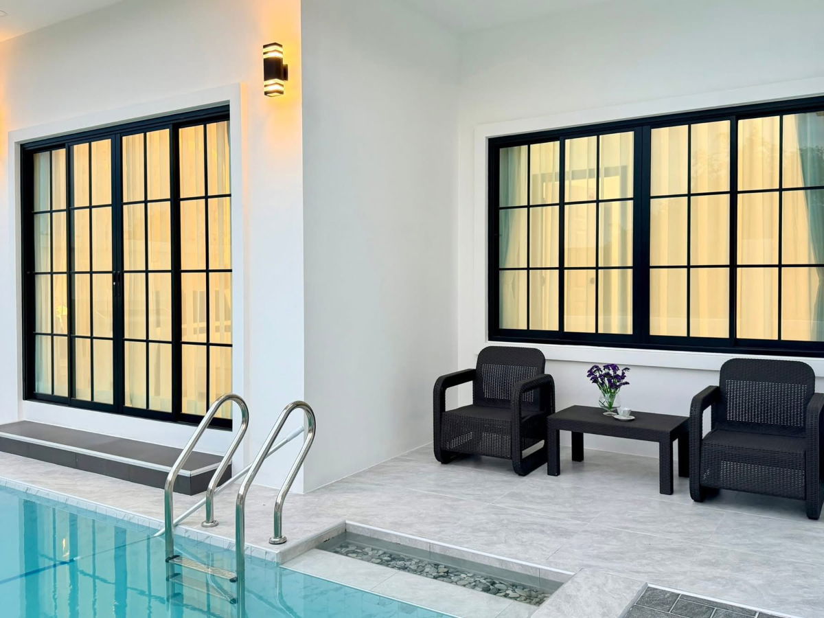 รูป ขายพูลวิลล่าพัทยา 3 ห้องนอน พร้อมเฟอร์นิเจอร์ — ทำเลห้วยใหญ่ ตรงข้ามอัยการ ติดถนนสุขุมวิท  - รูปที่ 26/30