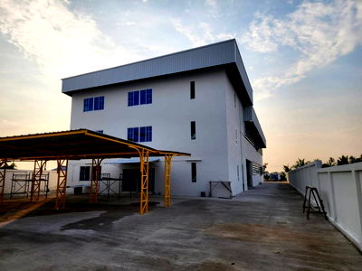 Factory for sale Si Racha Chonburi : Newly Completed Warehouse with Office for Sale, Sriracha, Chonburi, Land Area 2 Rai 4 Sq.Wah, 2 km from Pinthong Industrial Estate