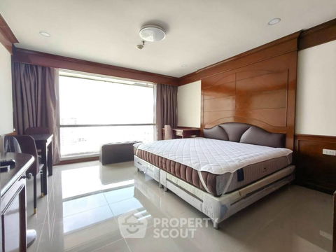 1-BR Condo at Sukhumvit Suite near BTS Nana (ID 2664890)