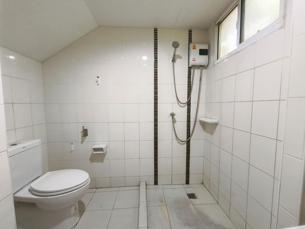 รูป 📍บ้านเดี่ยว 2 ชั้น " ภัสสร เพรสทีจ อ่อนนุช" เพียง 4.99 ล้าน งบไม่แรง ต้องดูหลังนี้! - รูปที่ 16/56