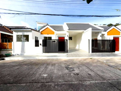 Twin houses for sale Super Cheap Market : Si Suchart Grand View 2 WR-03635