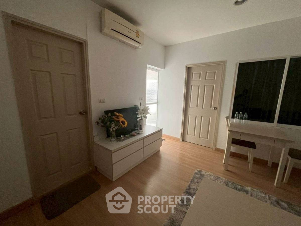 รูป คอนโด 1-ห้องนอน ที่ ไลฟ์ แอท สาทร 10 ใกล้ BTS เซนต์หลุยส์ (ID 2657205) - รูปที่ 2/5