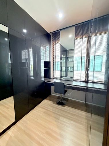 3-bed townhouse for rent, 230 sqm, Nirvana Define Srinakarin - Rama 9