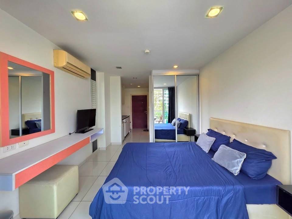 picture Studio Condo at Art On The Hill close to Phratamnak (ID 2664995) - 2/16