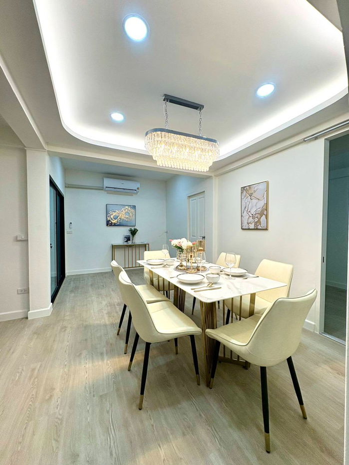 รูป 🏡 บ้านเดี่ยวให้เช่า ห้วยขวาง – สุทธิสาร พร้อมเฟอร์ เข้าอยู่ได้เลย 🚇 ใกล้ MRT ห้วยขวาง - รูปที่ 1/16