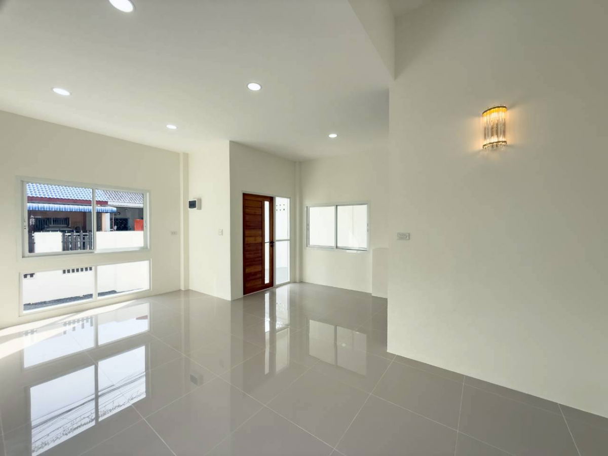 picture Si Suchart Grand View 2 WR-03634 - 2/11