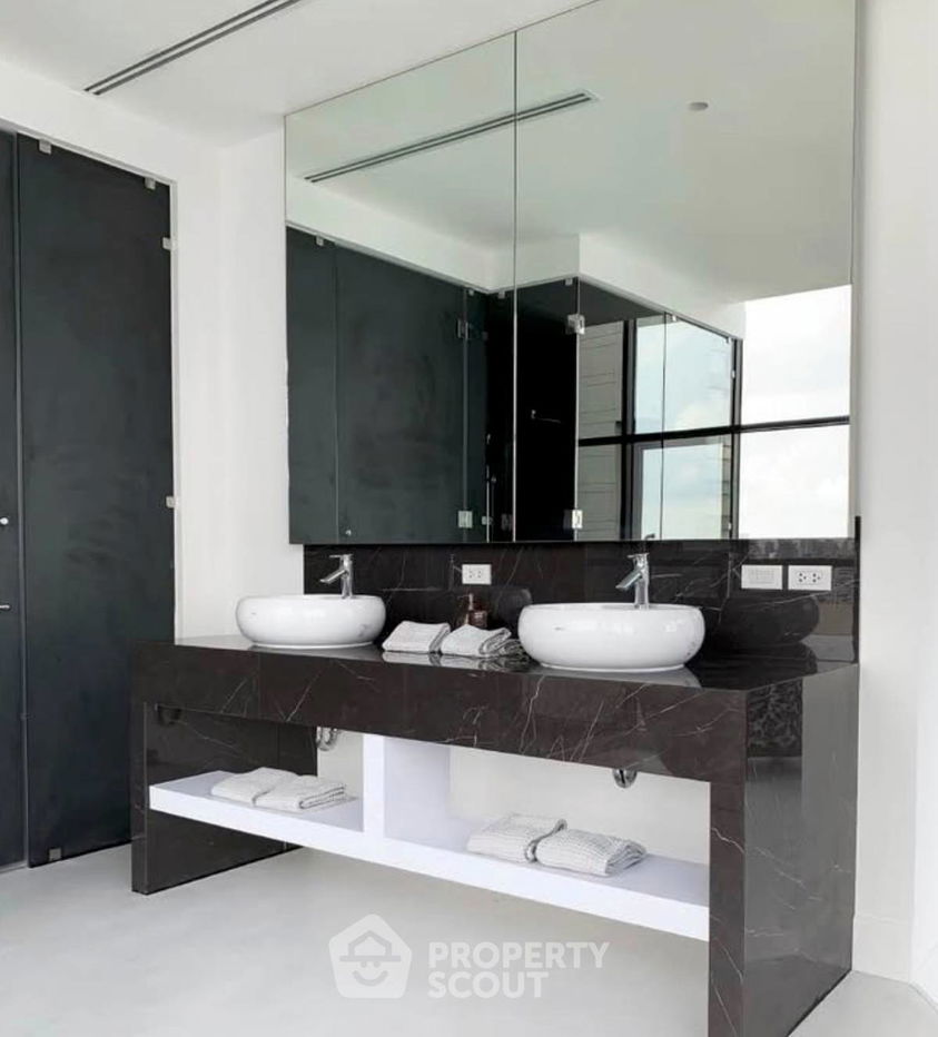 รูป คอนโด 3-ห้องนอน ที่ สาธร การ์เด้นส์ ใกล้ MRT สีลม (ID 2650369) - รูปที่ 4/5