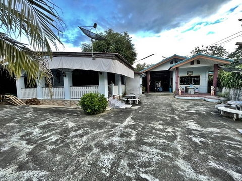 FOR SALE  HOUSE PROPERTY  800000 BAHT.