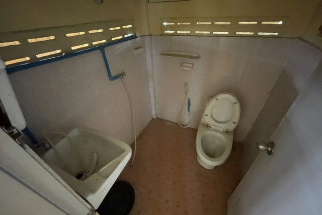 รูป F7-0610 ขายบ้านเดี่ยว ซอยขันหอม 5 ถนนขันหอม แยกจากถนนพะเยา-วังเหนือ ต. วังเหนือ อ.วังเหนือ จ.ลำปาง - รูปที่ 8/8