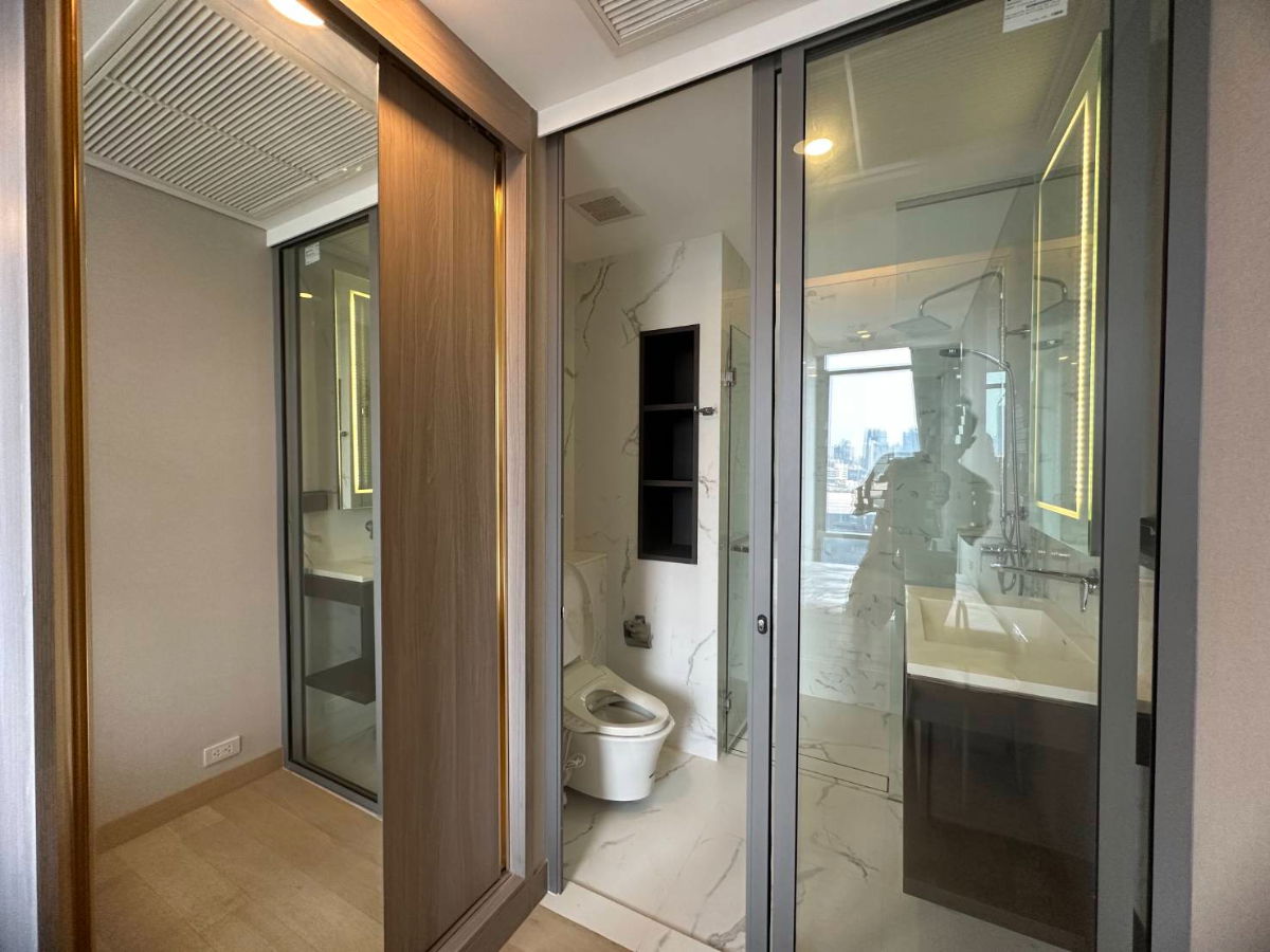 picture Condo For Rent!!Siamese Exclusive Queens - 2/12