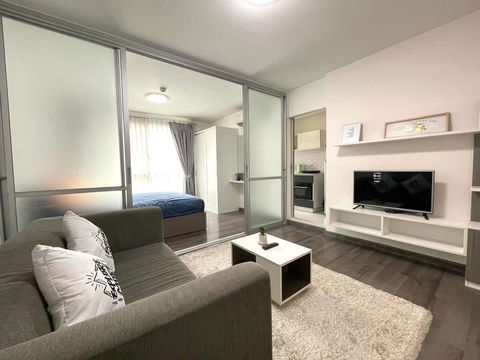 เช่าคอนโดพร้อมเข้าอยู่ ส่วนกลางครบ ทำเลดีย่านสันติธรรม - ใกล้นิมมาน รับเช่าระยะสั้น 