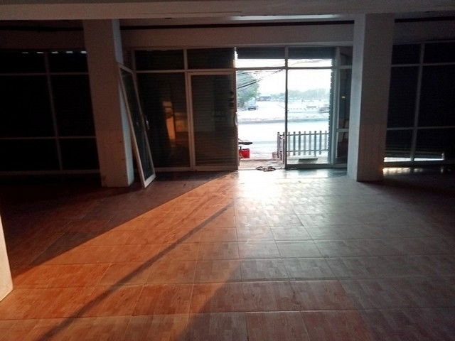 รูป F2-0267 ขายอาคารพาณิชย์ ตำบลเขาท่าพระ อำเภอเมืองชัยนาท ชัยนาท (โปรโมชั่นจนถึงวันที่ 30 มิถุนายน 2569) - รูปที่ 3/8