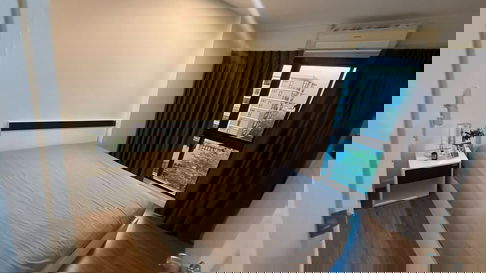 🥝🥝 ( ห้องว่าง ) ให้เช่า คอนโด ฮอลล์มาร์ค งามวงศ์วาน 🥝🥝 ชั้น 6 ขนาด 30 ตร.ม. วิวสระว่ายน้ำ ตกแต่งครบ พร้อมเครื่องซักผ้า