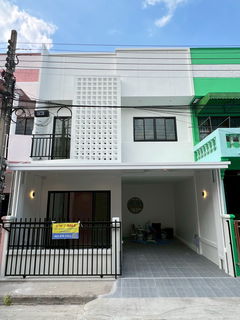 Townhouse For Sale Baan Natthakarn Phetkasem 112