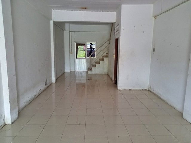 รูป F2-0512 ขายอาคารพานิชย์ สุจิตรา สายใยรัก-คลองมะเดื่อ 3 ต. คลองมะเดื่อ อ.กระทุ่มแบน จ.สมุทรสาคร - รูปที่ 2/8