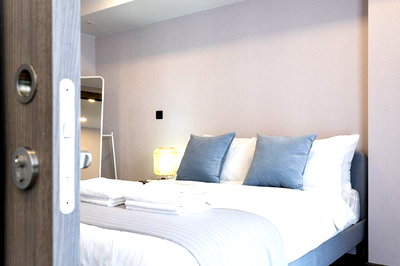 Condos for rent : Klass Siam【𝐑𝐄𝐍𝐓】🔥A room of just the right size, with clean lines and a well-arranged layout.🔥 Contact Line ID: @hacondo