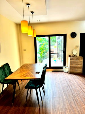 ทาวน์โฮมให้เช่า : ให้เช่า บ้านกลางเมือง รัชดา - เหม่งจ๋าย  รีโนเวทใหม่