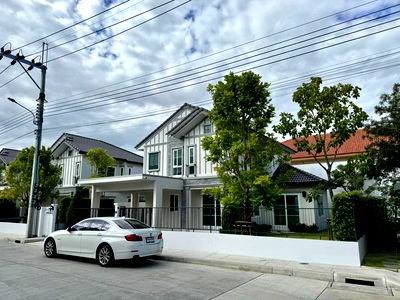 บ้านเดี่ยวให้เช่า : RS5107  ให้เช่าบ้านเดี่ยวหลังมุม บ้านใหม่ พร้อมอยู่ Villaggio 3 Srinakarin–Bangna