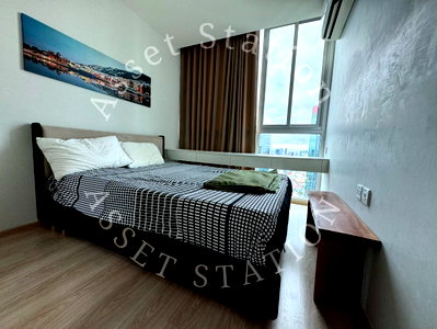 Condos for sale : 🏢Urgent sale Noble Revolve Ratchada 2, fully furnished rooms, high floor, city view, good yield, near MRT Cultural Center🚅