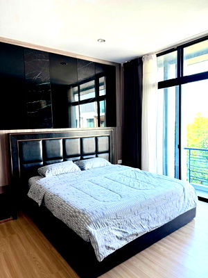 Townhouses for rent Bangkok : ND0116  For rent Nirvana Define Srinakarin-Rama 9