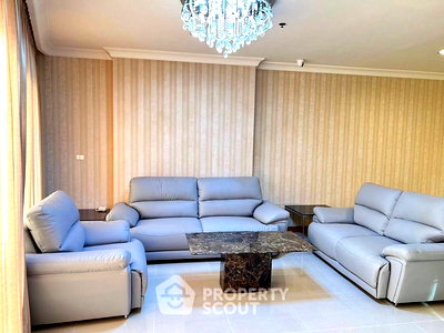 Condos for sale : 3-BR Condo at Supalai Casa Riva close to Thanon Tok (ID 2659733)