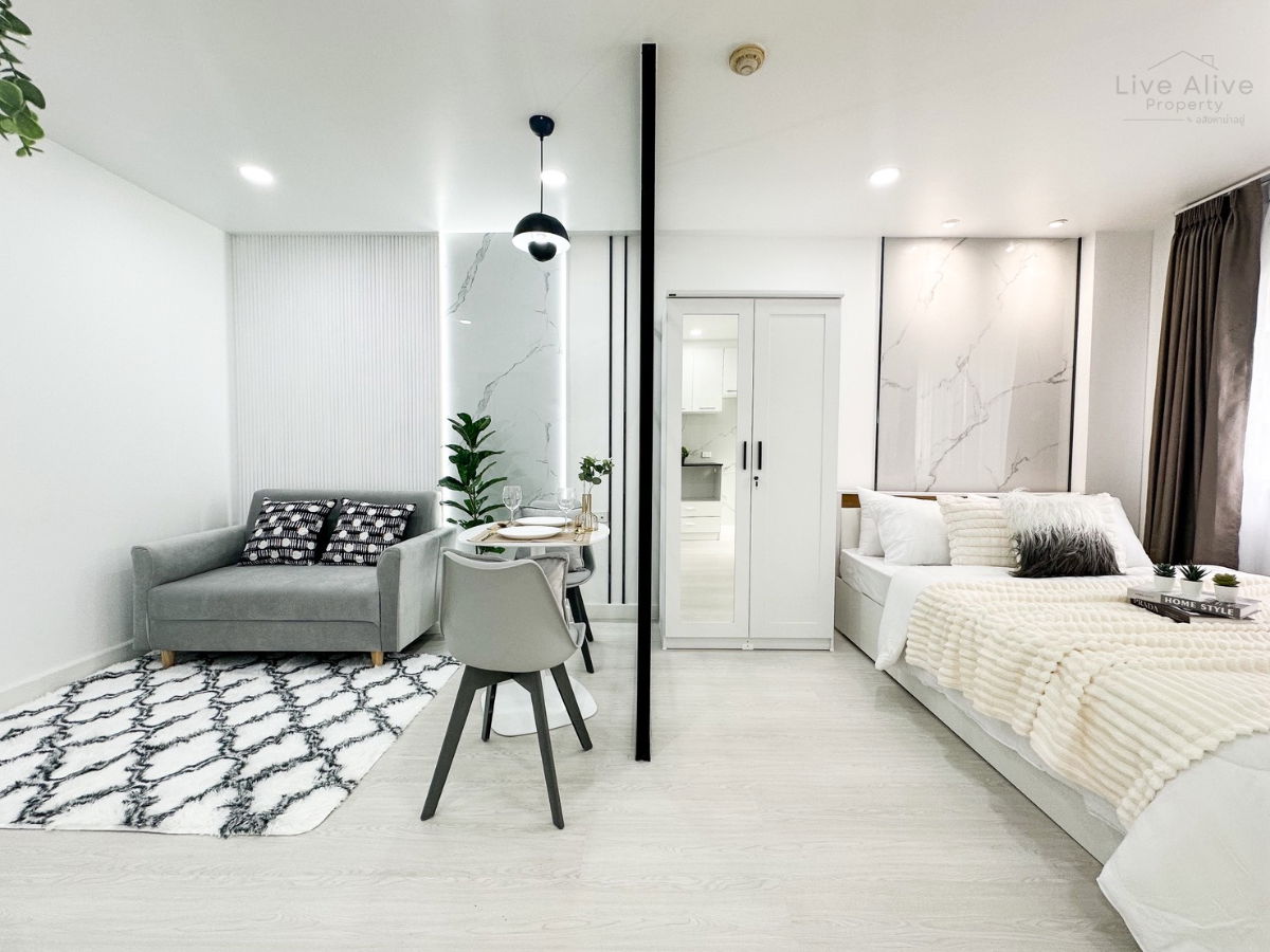 รูป ขายด่วน คอนโดแต่งสวย ใกล้โรงเรียนบดินทรเดชา รามคำแหง ซอย 43/1 - รูปที่ 1/13