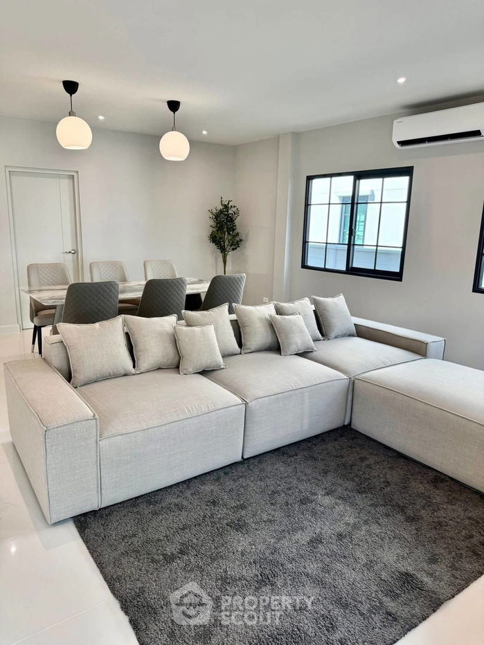 รูป บ้าน 4-ห้องนอน ที่ เซนโทร บางนา ใน บางแก้ว (ID 2664863) - รูปที่ 4/23