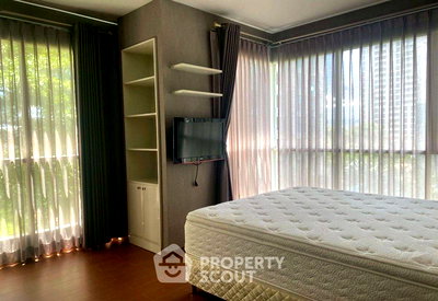 Condos for sale Santirat Witthayalai School : 2-BR Condo at The Address Chidlom near BTS Chit Lom (ID 2327443)