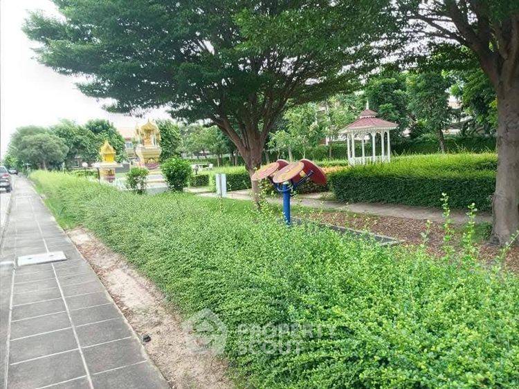 รูป ทาวน์เฮ้าส์ 3-ห้องนอน ใน สีกัน (ID 2633950) - รูปที่ 2/3