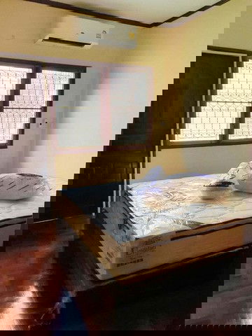 รูป ให้เช่าทาวน์เฮ้าส์ 2 ชั้นครึ่ง หมู่บ้านพรไพลิน ลาดพร้าว 41/1 กทม. ใกล้สถานีรถไฟฟ้า MRT  - รูปที่ 7/12