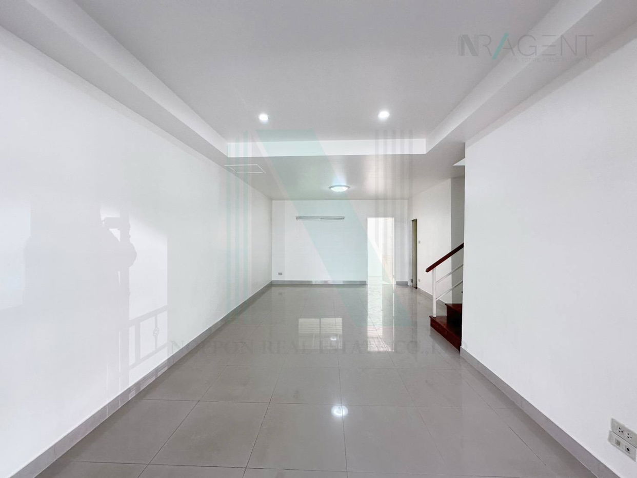 รูป 📌 ขายทาวน์เฮาส์ โครงการ สวนหลวงวิลล์ 6 2 ชั้น 3 ห้องนอน 2 ห้องน้ำ - รูปที่ 3/8