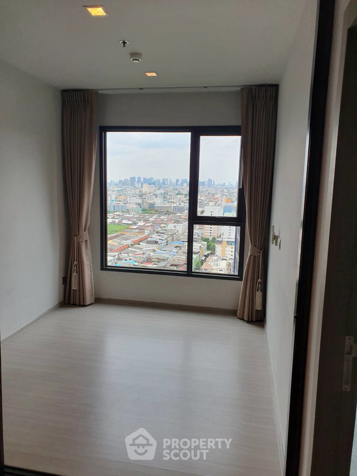 picture 1-BR 36 Sqm, 23rd-Floor Condo At Life Asoke - Rama 9, 300m To MRT Phra Ram 9 (ID 1785941) - 9/11