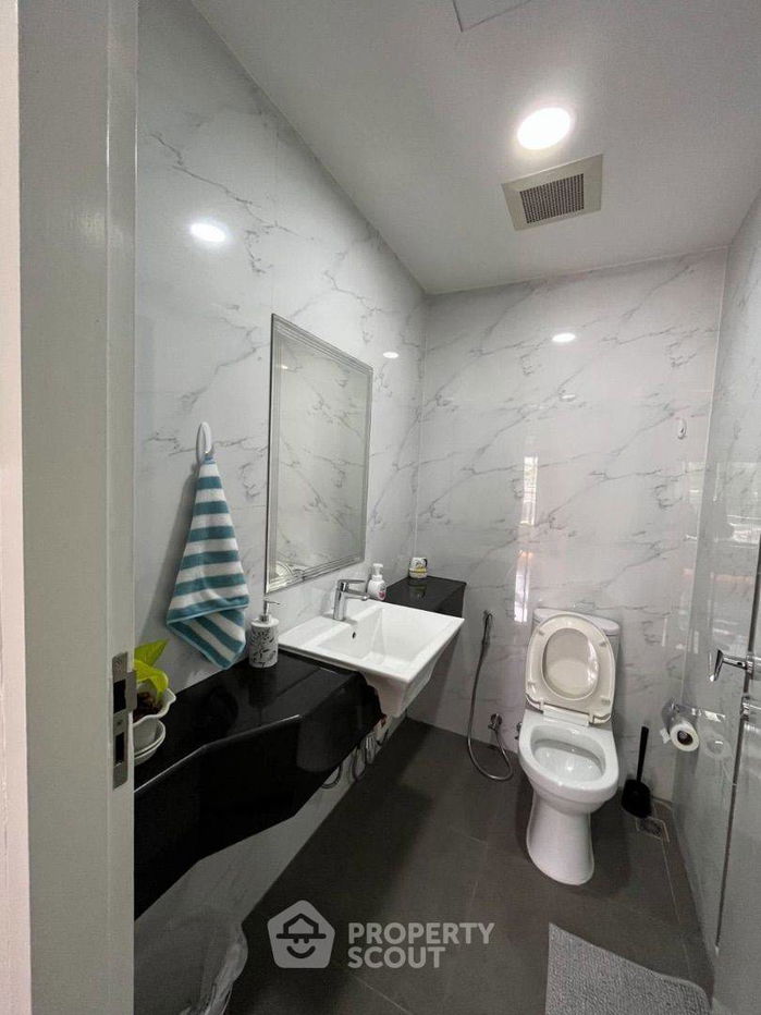 รูป คอนโด 2-ห้องนอน ที่ บ้านเพลินจิต คอนโดมิเนียม ใกล้ BTS นานา (ID 2625165) - รูปที่ 10/17