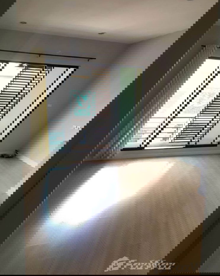 picture 3 bedroom 3 baths townhouse 5671037 - 4/10