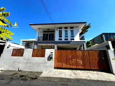 เช่าบ้านเดี่ยว โลตัสเอ็กเพลส(สุทธิสาร) : AH637 ให้เช่าบ้านเดี่ยว 2 ชั้น ซอยภาวนา ลาดพร้าว 41 ย่านลาดพร้าว – โชคชัย 4 – วังหิน บ้าน 4 ห้องนอน ใกล้รถไฟฟ้าสายสีเหลือง 700 เมตร 