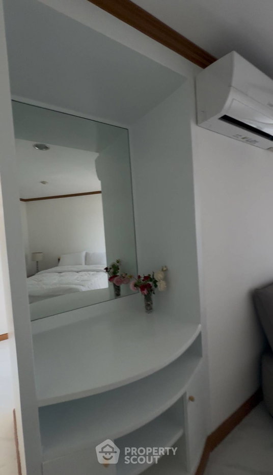 รูป คอนโด 2-ห้องนอน ที่ วิทยุ คอมเพล็กซ์ คอนโดมิเนียม ใกล้ BTS เพลินจิต (ID 2055057) - รูปที่ 3/6