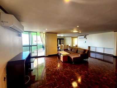 Condos for rent BTS Ekkamai : TA-0796🌏 [Rent] Taiping Towers Massive "House in the Sky" @ Ekkamai! ///Line: @040gfhyr