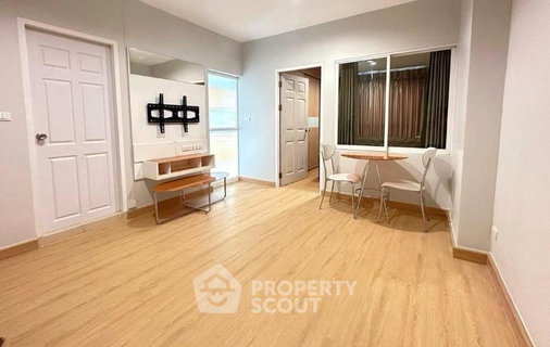 1-BR Condo at Life @ Ratchada-Huaikwang near MRT Sutthisan (ID 2644396)