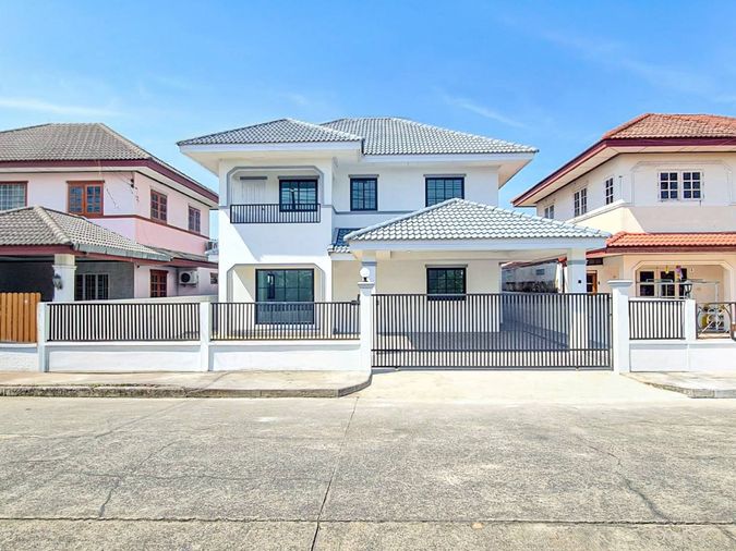 บ้านเดี่ยวหลังใหญ่ ทำเลดีเยี่ยม ตกแต่งรีโนเวทใหม่ทั้งหมด  หมู่บ้านศุชญา ธัญบุรี คลอง 4 บึงยี่โถ ปทุมธานี กว้างขวาง หลังบ้านไม่ติดใคร